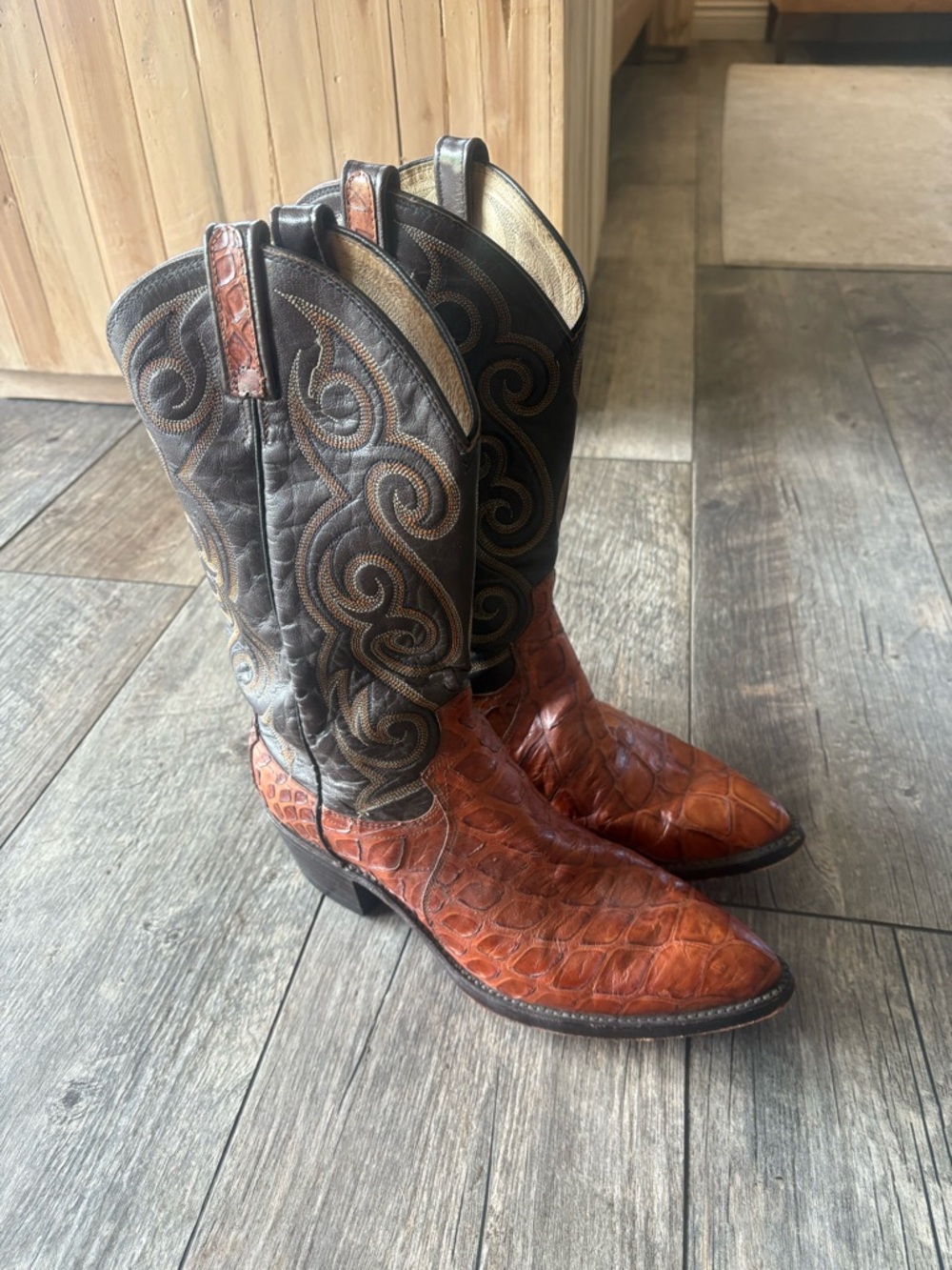 Dan Post 90’s vintage men’s leather boots
